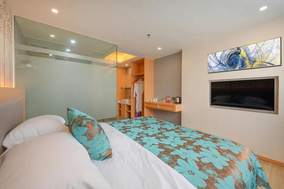 Hongxiang Hotel Cantão Quarto foto